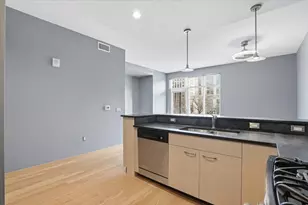 309 W Washington Ave, Madison, WI 53703 - Photo 7