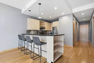 309 W Washington Ave, Madison, WI 53703 - Photo 5