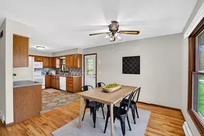 5755 Pembroke Drive, Fitchburg, WI 53711 - Photo 11