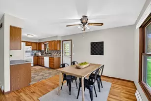 5755 Pembroke Dr, Fitchburg, WI 53711 - Photo 11