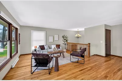 5755 Pembroke Drive, Fitchburg, WI 53711 - Photo 7