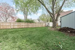 212 Madison Ave, DeForest, WI 53532 - Photo 25