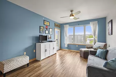 107 Sutherland Court #323, Madison, WI 53704 - Photo 3