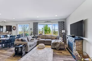 944 Silver Ripple Way, DeForest, WI 53532 - Photo 5