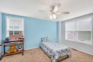 719 Cricket Ln, Madison, WI 53562 - Photo 17