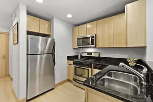 333 Mifflin Street, Madison, WI 53703 - Photo 5