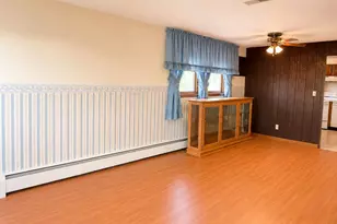 421 W Calhoun St, Cuba City,  53807 - Photo 13