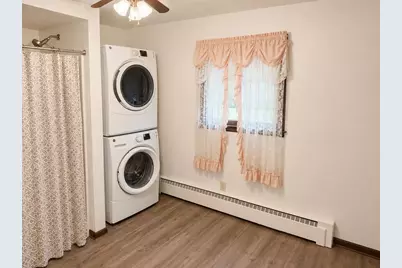 421 W Calhoun Street, Cuba City,  53807 - Photo 19