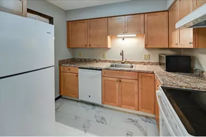 41 Golf Course Road #E, Madison, WI 53704 - Photo 15