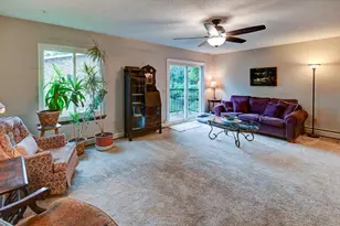 41 Golf Course Rd, Madison, WI 53704 - Photo 9
