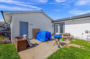 153 Andrea Ave, Darien, WI 53114 - Photo 19