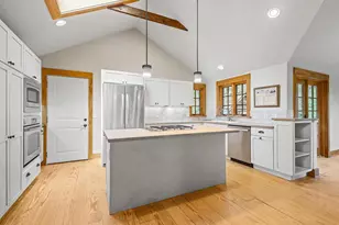 3400 Tally Ho Ln, Madison, WI 53705 - Photo 5