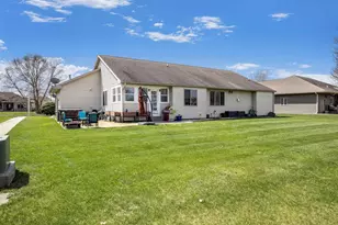 2012 Cherokee Dr, Prairie Du Sac, WI 53578 - Photo 53