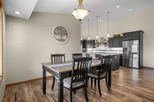 2012 Cherokee Dr, Prairie Du Sac, WI 53578 - Photo 15