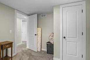 223 Hubbell St, Marshall, WI 53559 - Photo 13