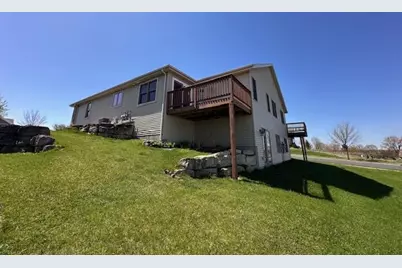 1802 Fjord Pass, Mount Horeb, WI 53572 - Photo 7