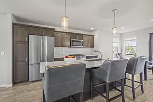 517 Sugar Maple Ln, Verona, WI 53593 - Photo 7