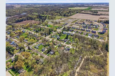 325 Chicago Street, Stoughton, WI 53589 - Photo 37