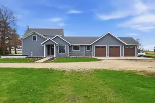 413 Tarrant Rd, Janesville, WI 53546 - Photo 3