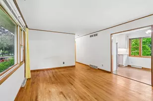 5006 Violet Ln, Madison, WI 53714 - Photo 7