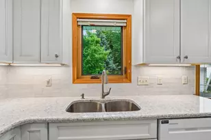 5006 Violet Ln, Madison, WI 53714 - Photo 15
