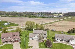 3153 Bollenbeck St, Cross Plains, WI 53528 - Photo 71
