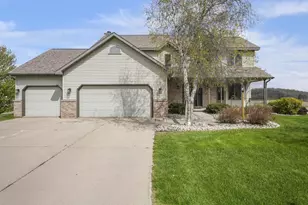 3153 Bollenbeck St, Cross Plains, WI 53528 - Photo 7