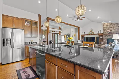 N1657 Carlin Road, Fort Atkinson, WI 53538 - Photo 9