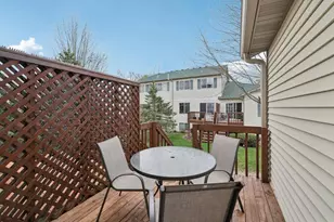1027 Melvin Ct, Madison, WI 53704 - Photo 19