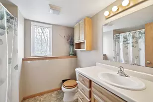 1027 Melvin Ct, Madison, WI 53704 - Photo 17