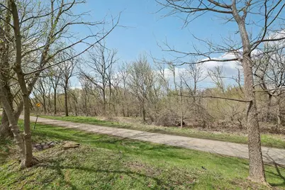 1027 Melvin Court, Madison, WI 53704 - Photo 21