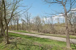 1027 Melvin Ct, Madison, WI 53704 - Photo 21