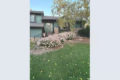 5213 Comanche Way, Madison, WI 53704 - Photo 9