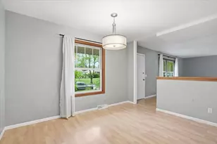 2402 Westbrook Ln, Madison, WI 53711 - Photo 17