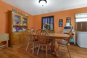 621 Holly Rd, Beloit, WI 53511 - Photo 7