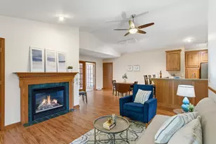 404 Henry Dr, Portage, WI 53901 - Photo 7
