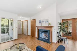 404 Henry Dr, Portage, WI 53901 - Photo 5
