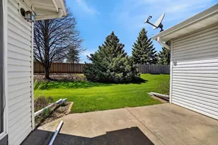 1026 Stonewood Crossing, Sun Prairie, WI 53590 - Photo 41