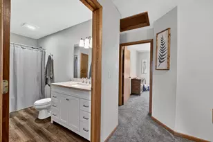 1026 Stonewood Crossing, Sun Prairie, WI 53590 - Photo 23