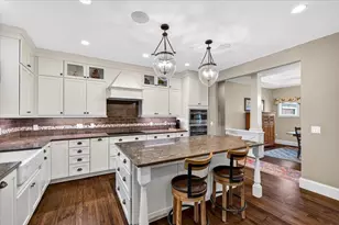3167 Woodhill Cir, Verona, WI 53593 - Photo 11