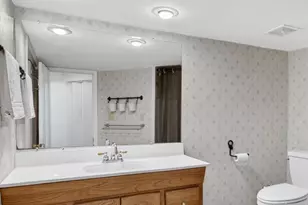 450 Charles Ln, Madison, WI 53711 - Photo 35