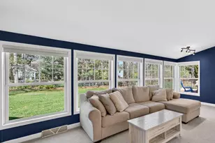 450 Charles Ln, Madison, WI 53711 - Photo 9