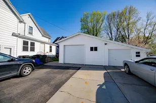 433 N High St, Fort Atkinson, WI 53538 - Photo 41