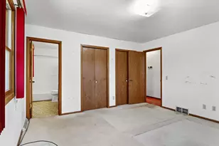 6014 Old Middleton Rd, Madison, WI 53705 - Photo 13