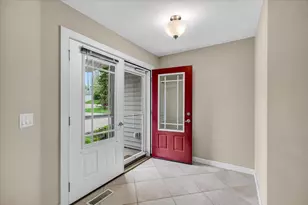 1612 Dewberry Dr, Madison, WI 53719 - Photo 3