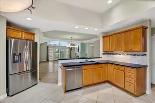1612 Dewberry Dr, Madison, WI 53719 - Photo 13