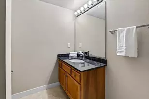 1612 Dewberry Dr, Madison, WI 53719 - Photo 43