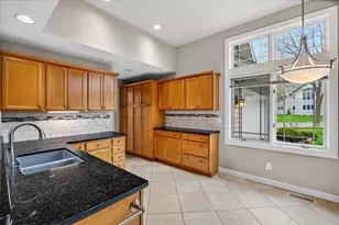 1612 Dewberry Dr, Madison, WI 53719 - Photo 11