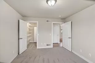 1612 Dewberry Dr, Madison, WI 53719 - Photo 35