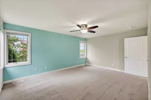 1612 Dewberry Dr, Madison, WI 53719 - Photo 21